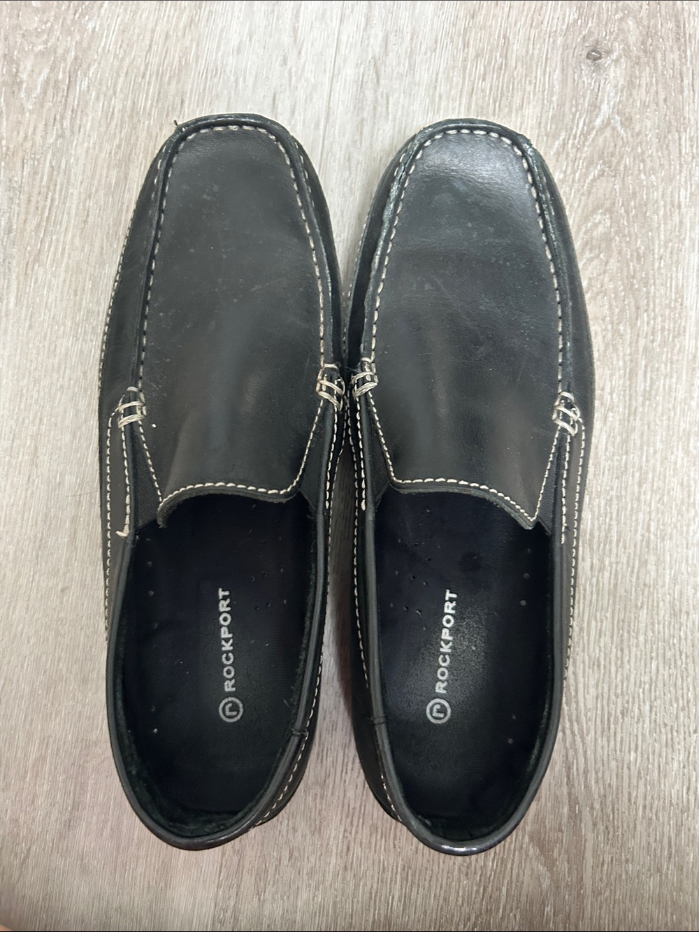 Rockport Black Leather Slip-On Moccasin Loafers with Contrast Stitching
